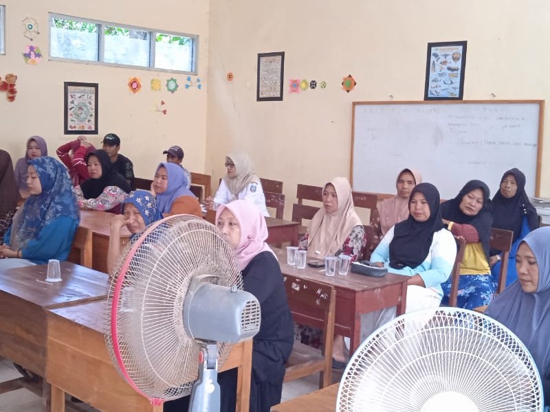 RAPAT BERSAMA WALI MURID TENTANG PERSIAPAN MAULID